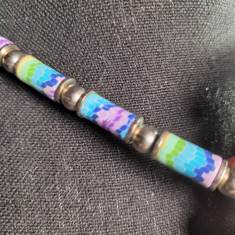 Colorful Beaded Necklace - Picture 3 of 7